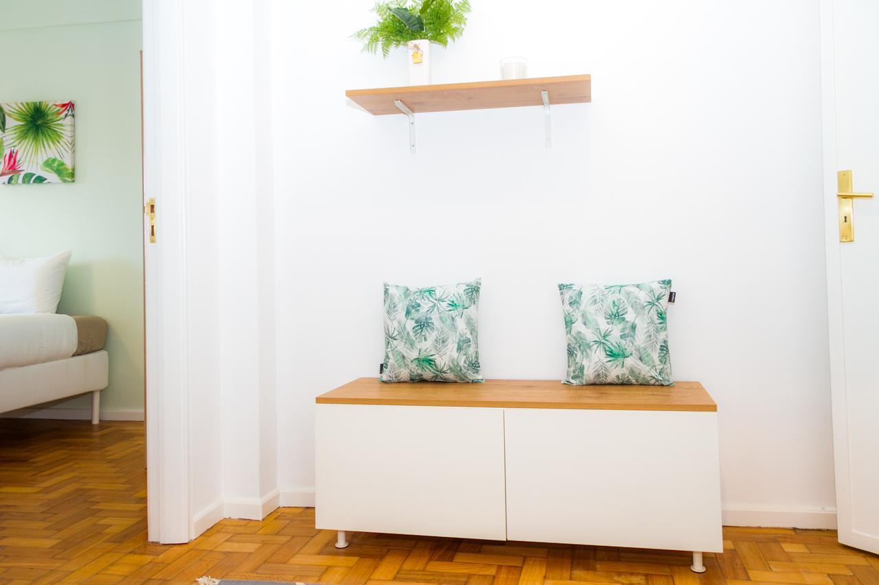 Liiiving In Porto | Downtown Delight Apartments Room photo