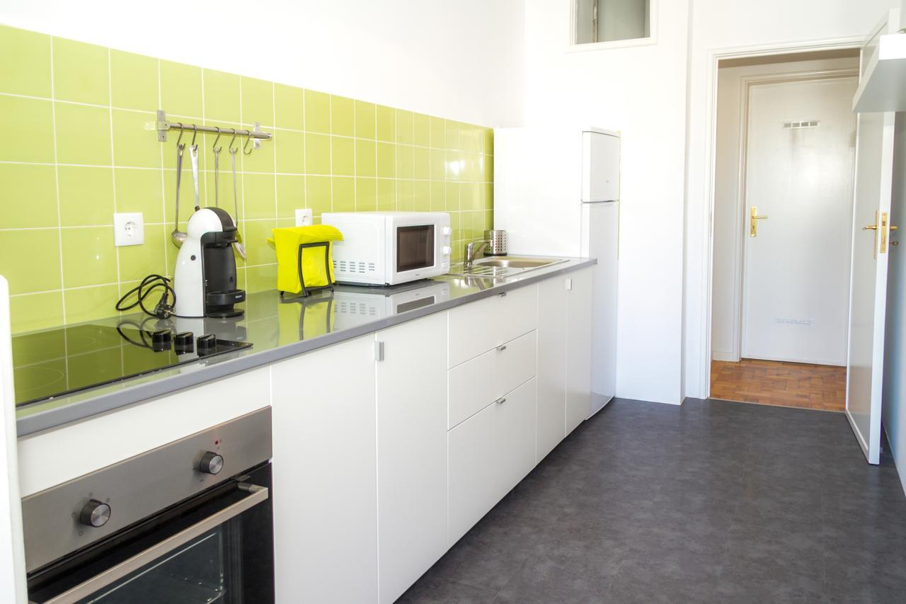 Liiiving In Porto | Downtown Delight Apartments Room photo